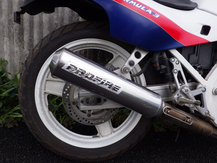 CBR400F