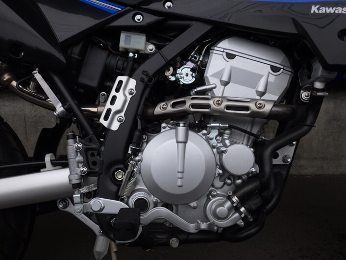 DトラッカーX LX250V-A00