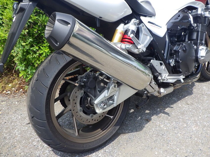 CB1300SF