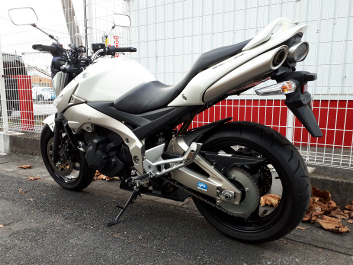 GSR400 GK7EA