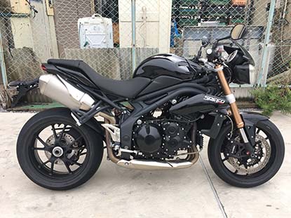 トライアンフ_SPEEDTRIPLE1050_右_SP