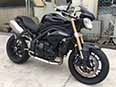 トライアンフ_SPEEDTRIPLE1050_右フロント_サムネ
