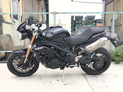 トライアンフ_SPEEDTRIPLE1050_左_SP