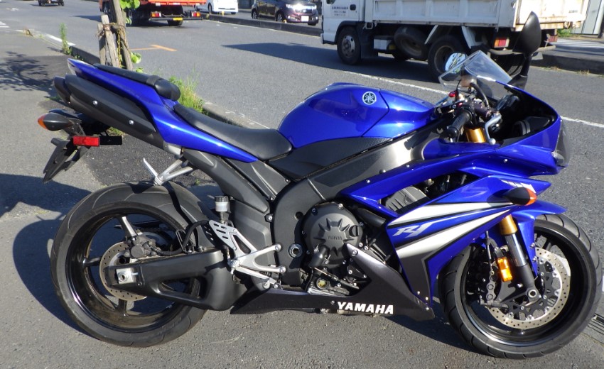 YZF-R1/RN19