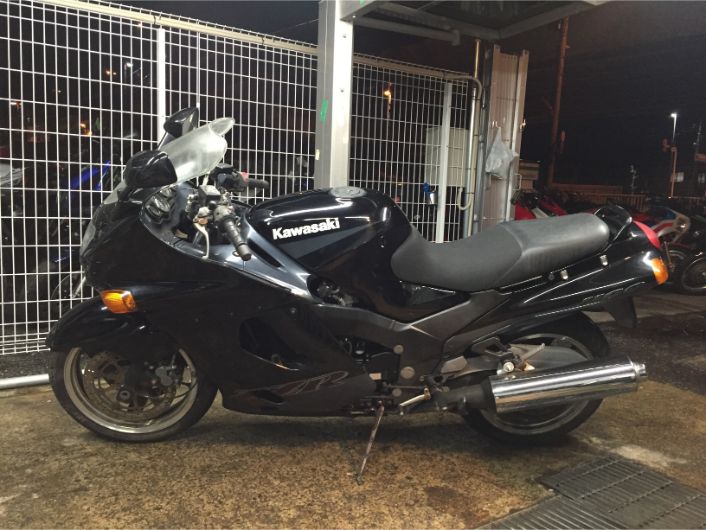 ZZR1100 ZXT10 D7