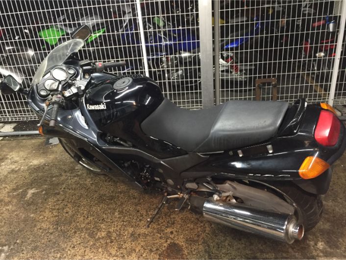 kawasaki-zzr1100-zxt10d 買取査定事例