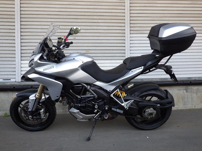 ムルティストラーダ1200