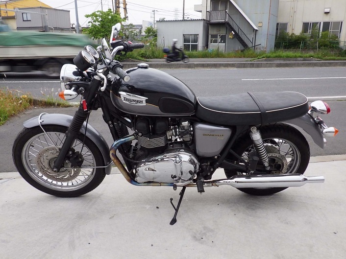 triumph_bonneville-t100_2013 買取査定事例