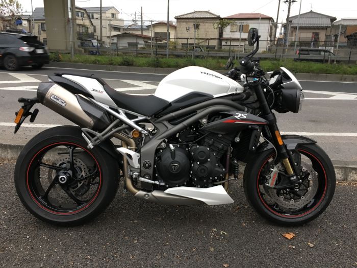 スピードトリプルRS