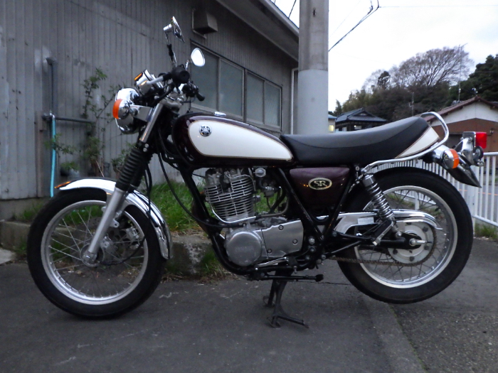 SR400 RH01J