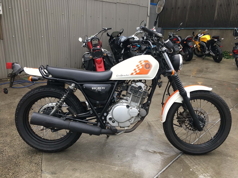 suzuki_grass-tracker_bigboy_10thaniv