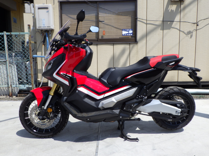X-ADV750