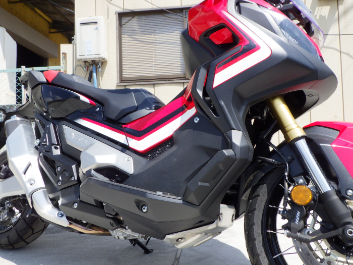 X-ADV750