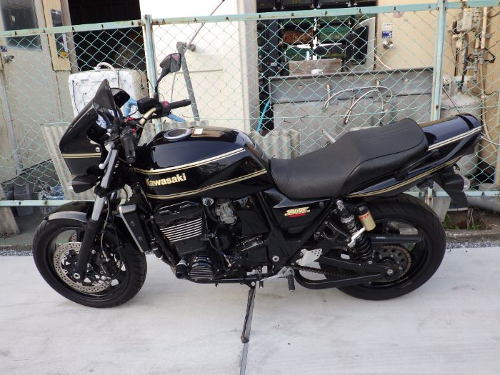 ZRX1200R